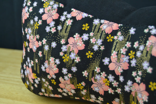NEUES DESIGN  Black Sakura