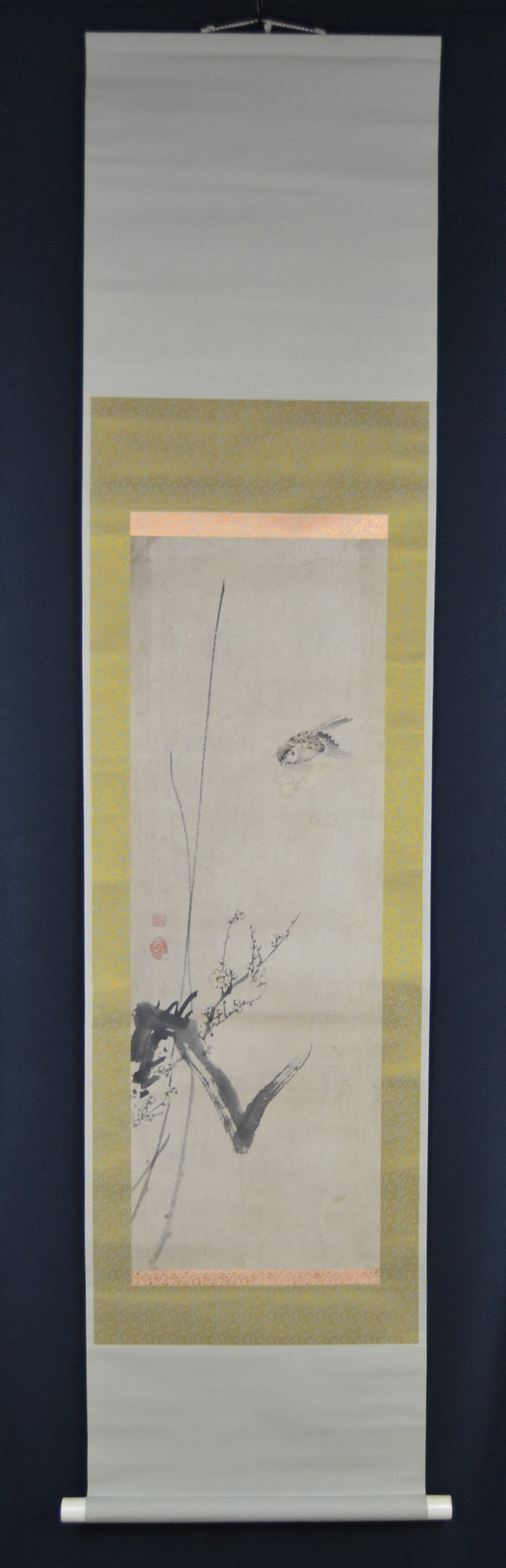 Kirschblüte und Vogel
