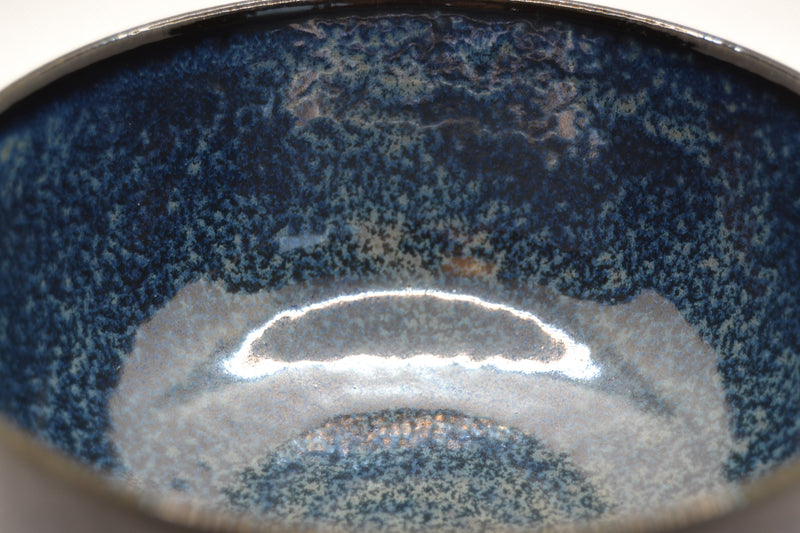 Blaue Schale